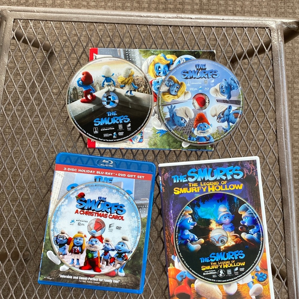 The Smurfs DVD & Blu-Ray Movie DVD 📀 Bundle (2) - Picture 4 of 16